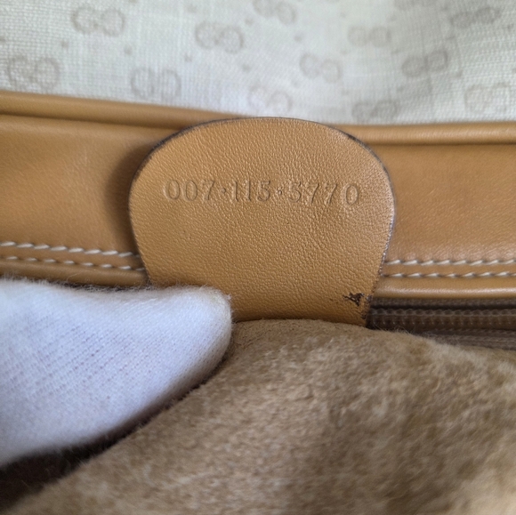 Vintage Gucci Micro GG Barrel Bag Cream Tan Crossbody 1980s Italy 007 115 5770 - Picture 11 of 16